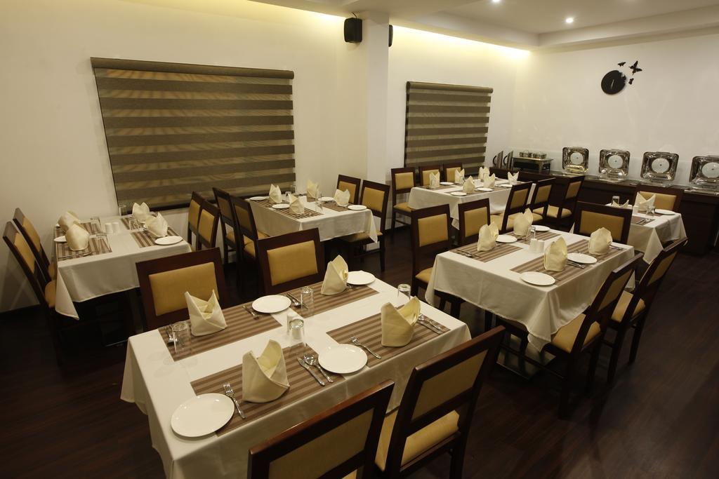 Brownstar Boutique Hotel Ченнаи Экстерьер фото